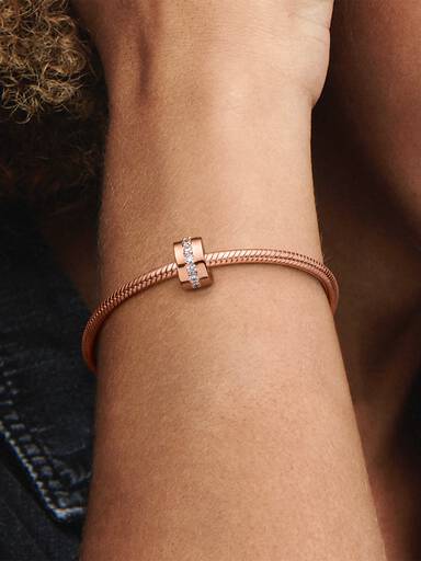 Sparkling Row Clip
