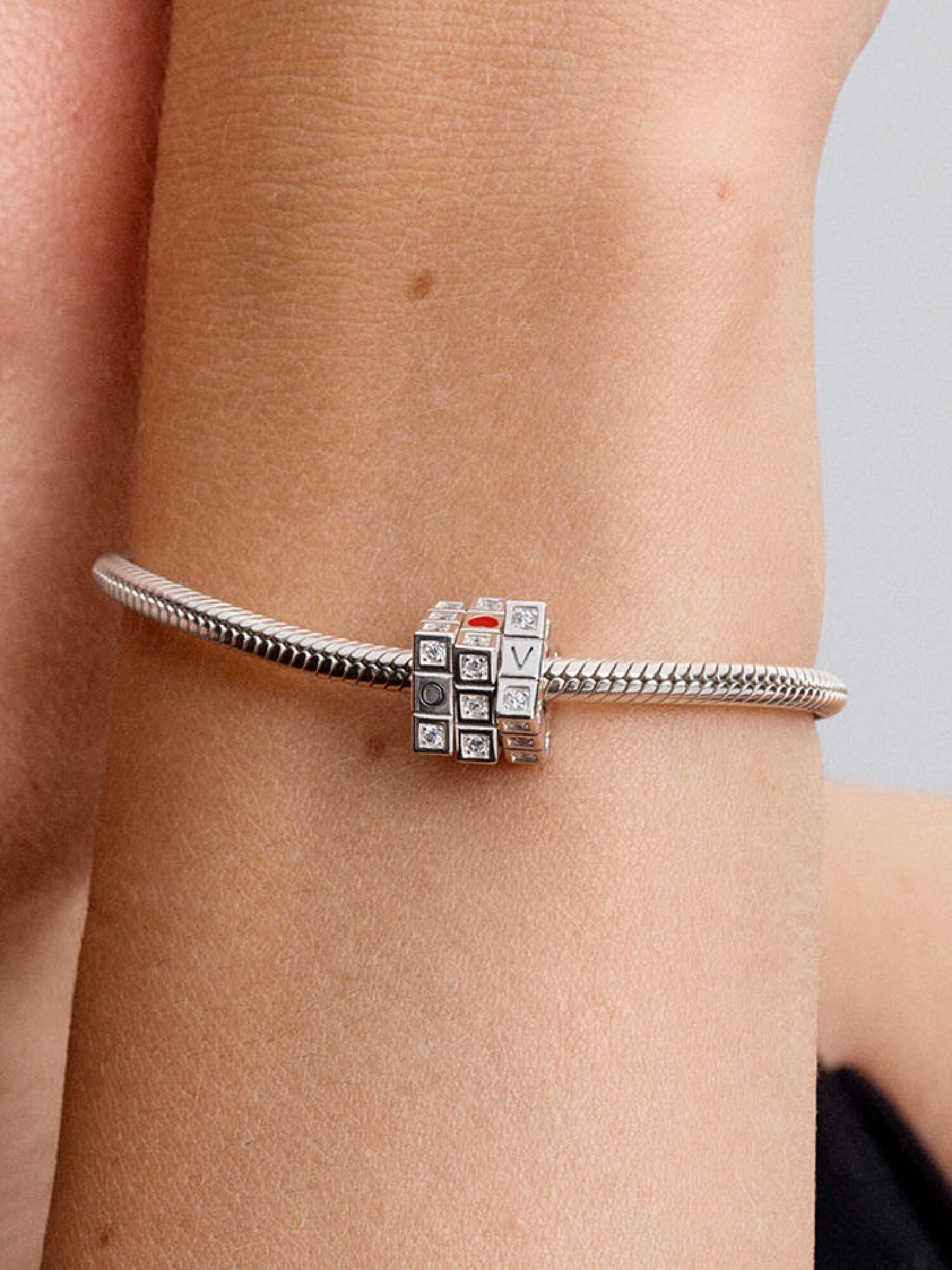 Moveable Toy Cube Charm