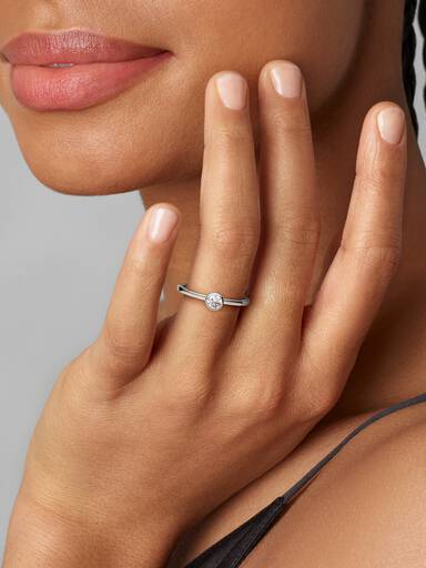 Pandora Era Lab-Grown Diamond Bezel Ring