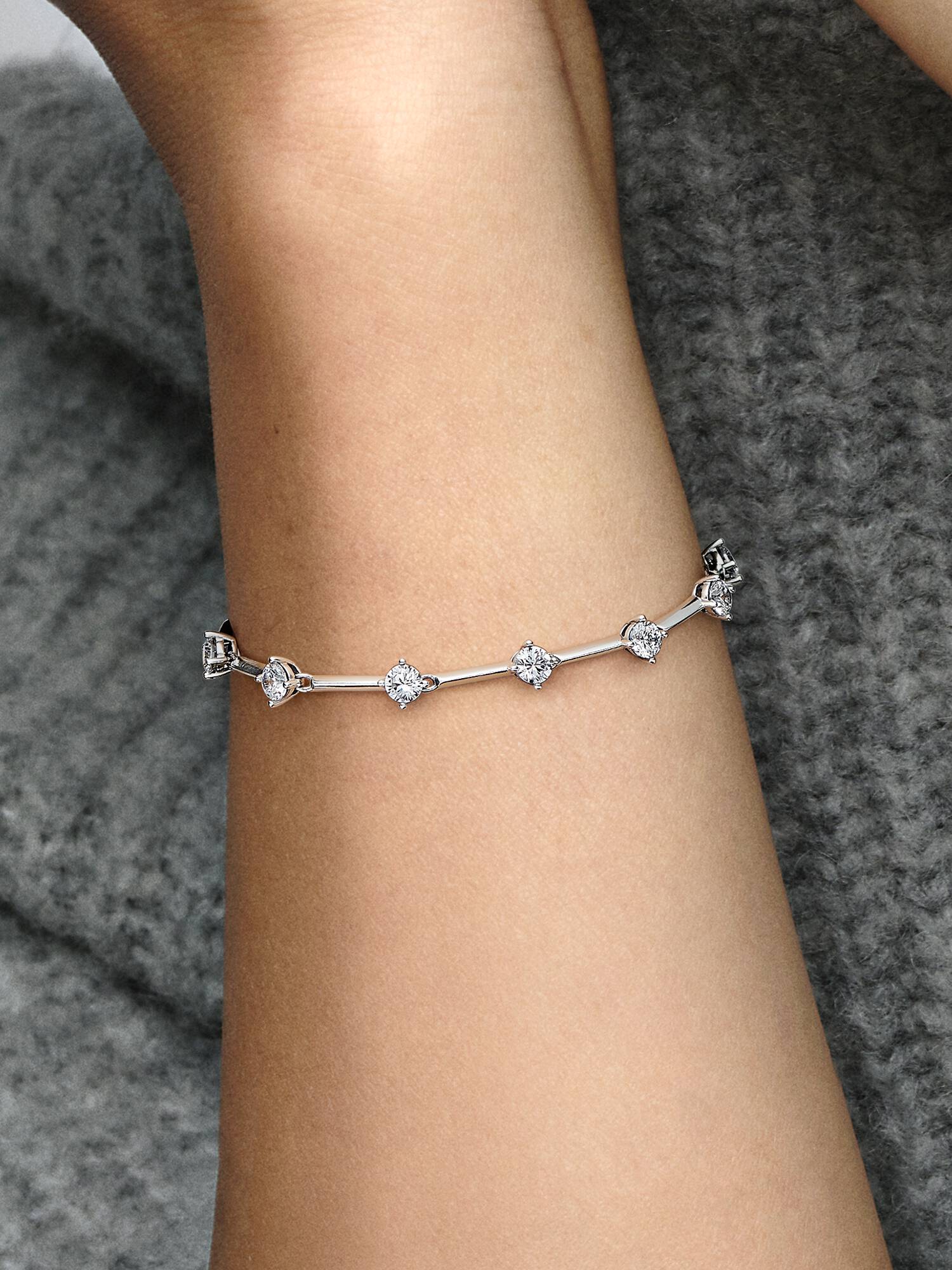 Sparkling Bars Bracelet