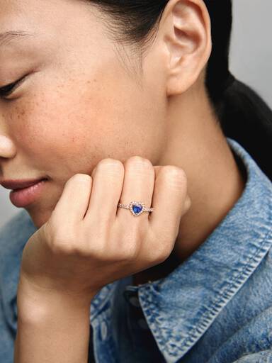 Sparkling Blue Elevated Heart Ring