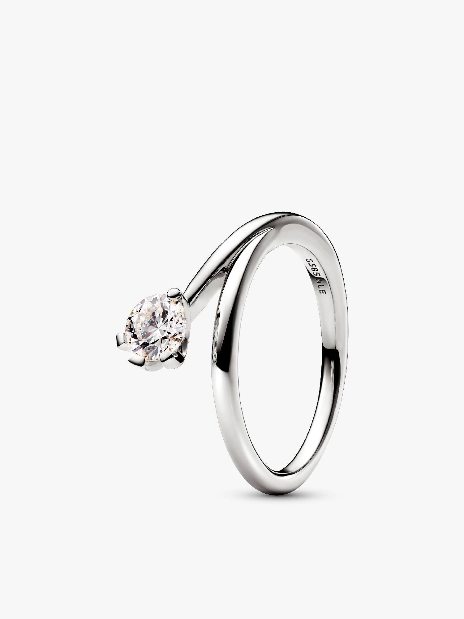 Pandora Nova Lab-Grown Diamond Asymmetric Ring