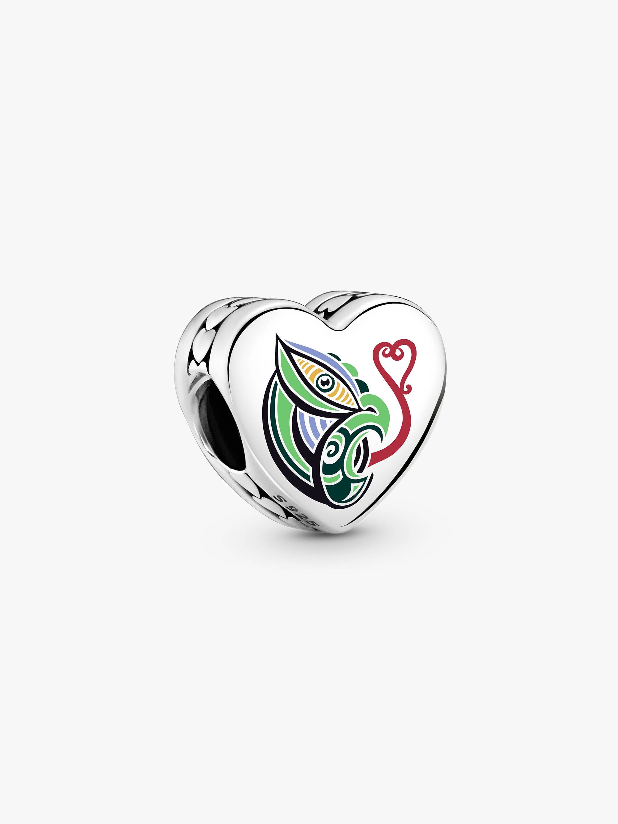 Tupuānuku Heart Charm by Dreamgirls