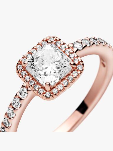 Sparkling Halo Ring