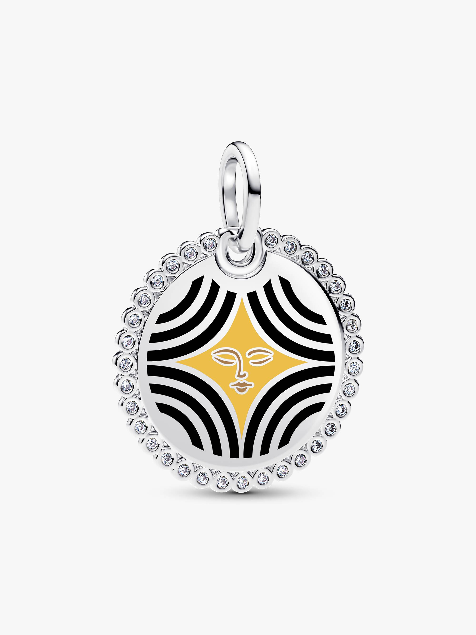 Hiwa-i-te-rangi Bezel Pendant by Dreamgirls