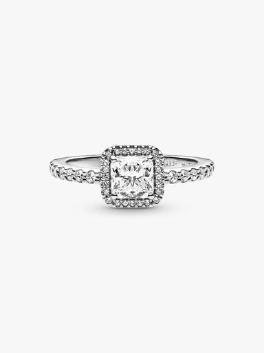 Sparkling Halo Ring