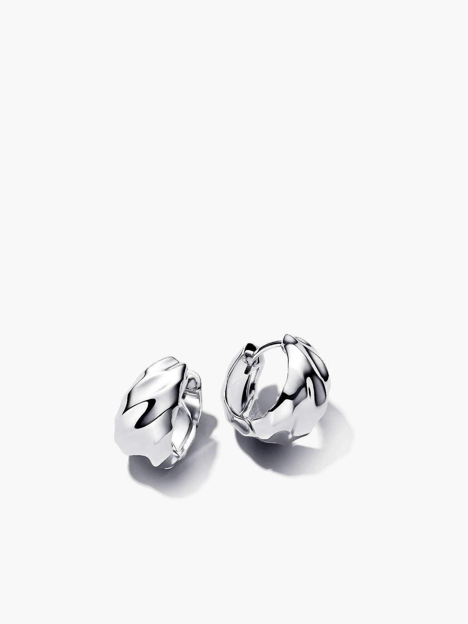 Rippled Small Hoop Earrings