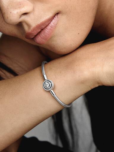 Halo Snake Chain Bracelet