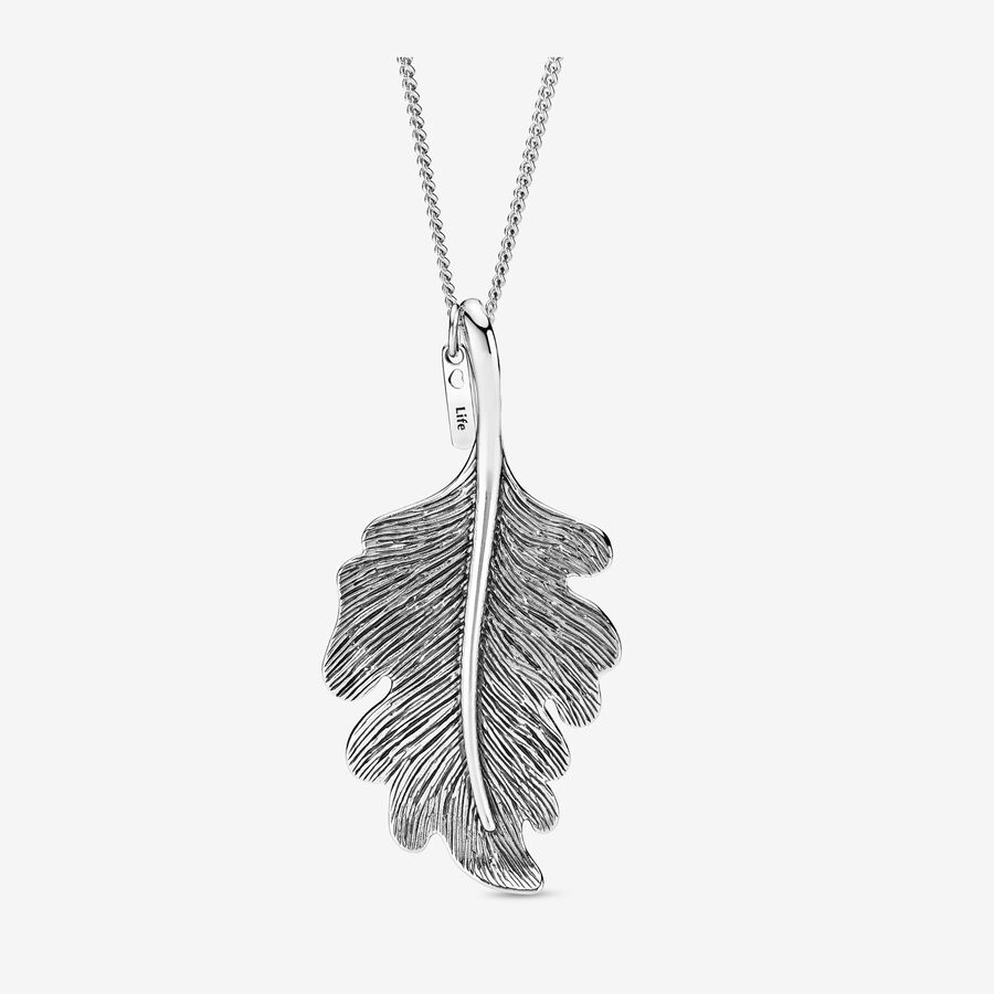 Oak Leaf Necklace image number 0