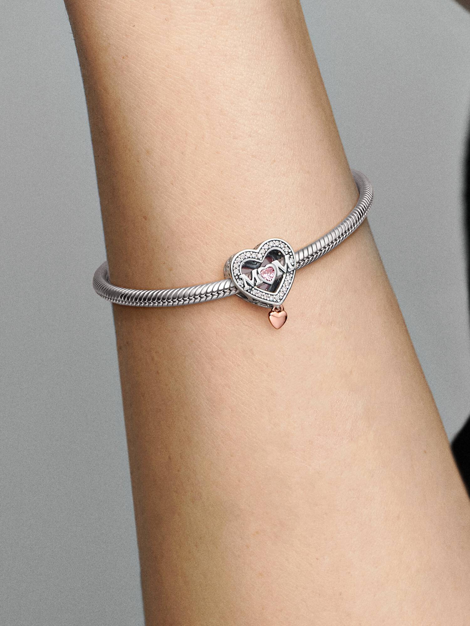 Two-tone Openwork Mum & Heart Charm